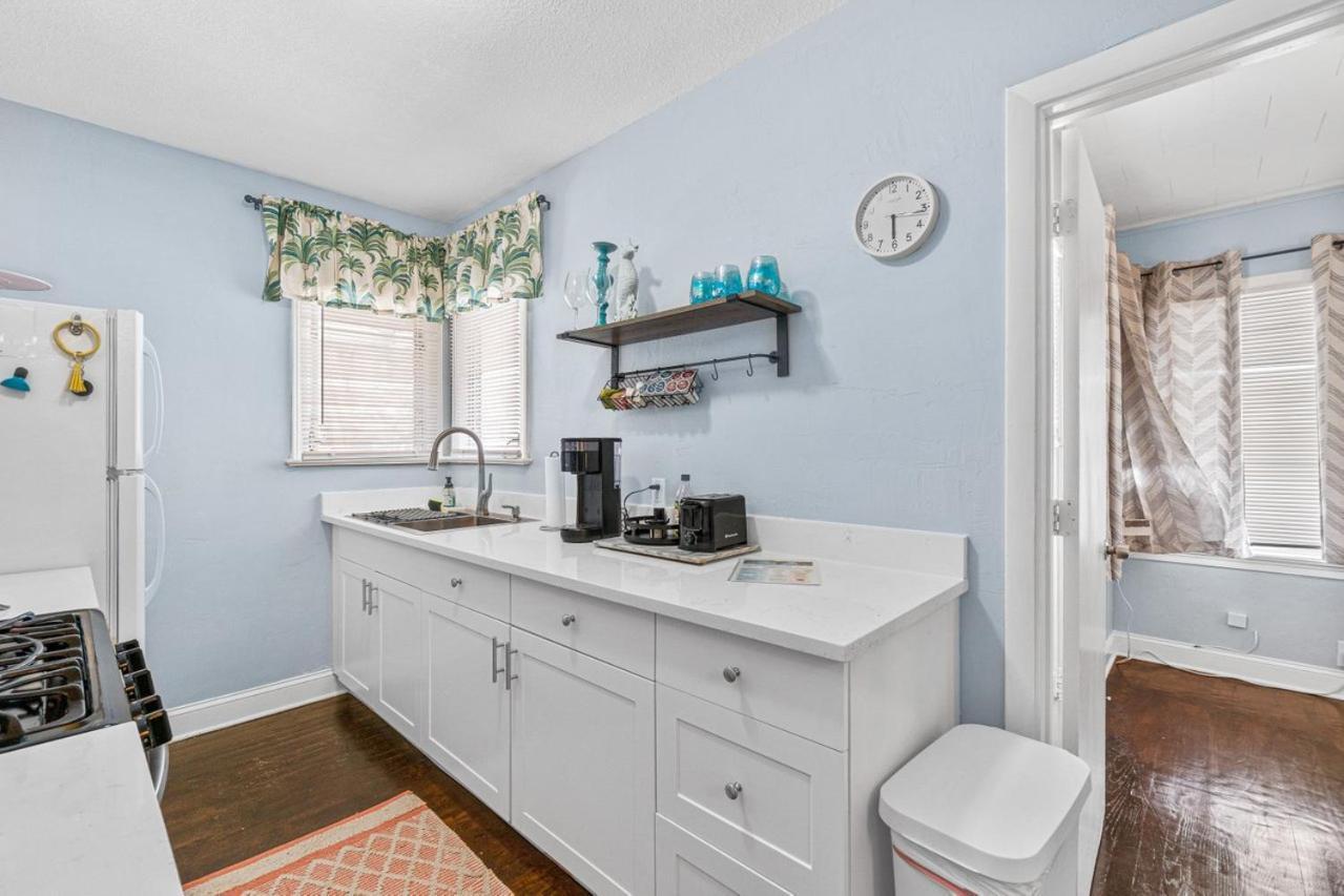 Steps To Beach & Downtown! Spacious Beach Bungalow #2 Lake Worth Beach Exterior foto