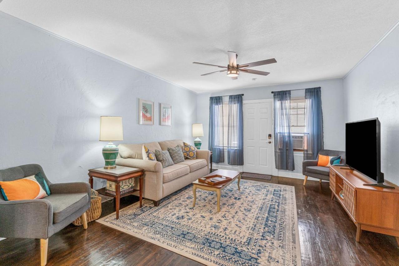 Steps To Beach & Downtown! Spacious Beach Bungalow #2 Lake Worth Beach Exterior foto